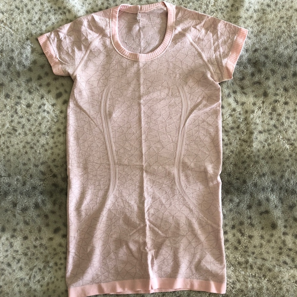 Lululemon top